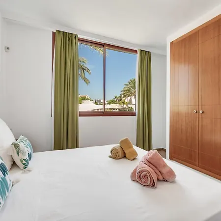 Hébergement de vacances Serena Marbella - Luxury With Pool & Sea Views Estepona