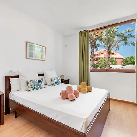 Serena Marbella - Luxury With Pool & Sea Views Hébergement de vacances *