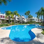 Serena Marbella - Luxury With Pool & Sea Views Semesterbostad