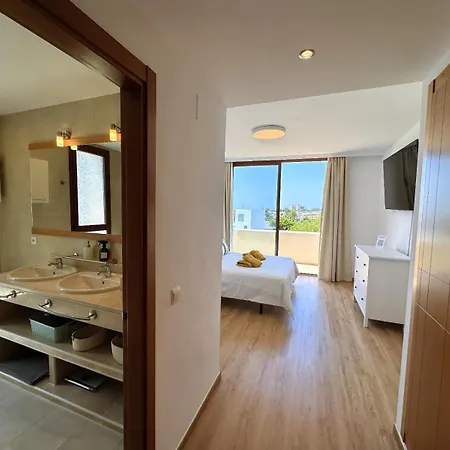 Будинок відпочинку Serena Marbella - Exclusive Retreat With Pool