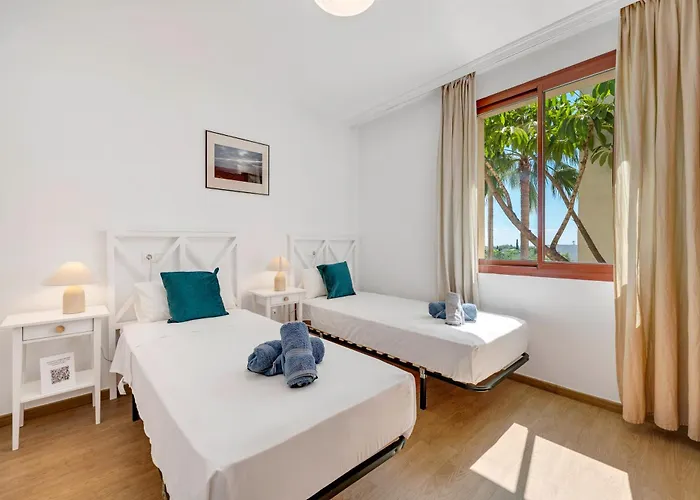 Serena Marbella - Luxury With Pool & Sea Views 度假居 *