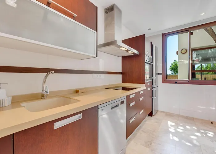 Serena Marbella - Luxury With Pool & Sea Views 度假居 *