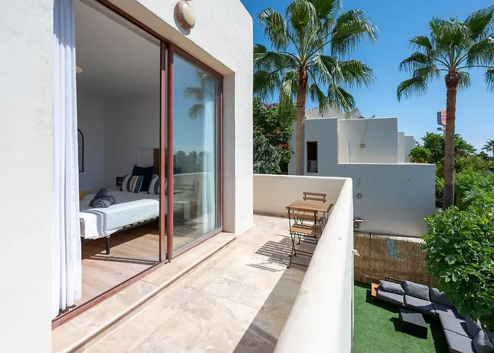 度假居 Serena Marbella - Luxury With Pool & Sea Views *