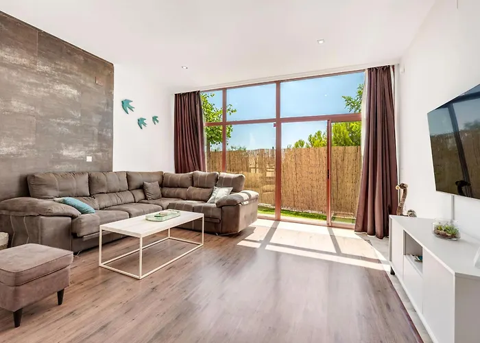 度假居 Serena Marbella - Luxury With Pool & Sea Views 埃斯特波纳