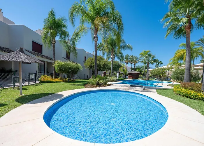 度假居 Serena Marbella - Luxury With Pool & Sea Views *